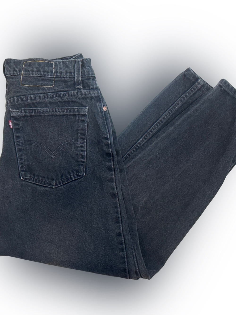 Vintage Women’s 1997 Levi’s Jeans Black Jeans - Tapered Leg Size 12 Pet